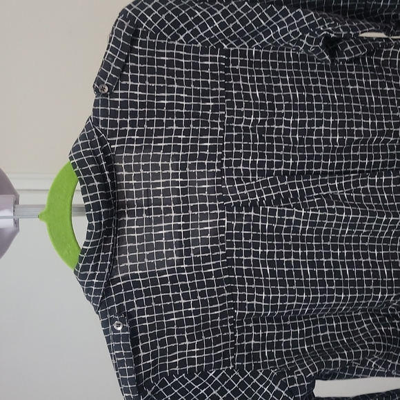 Top - Picture 3 of 5